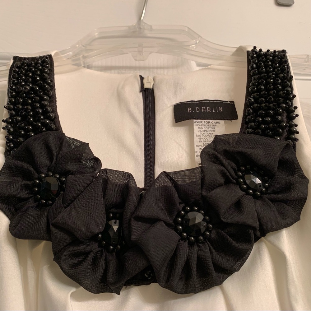 Dress - Picture 4 of 4
